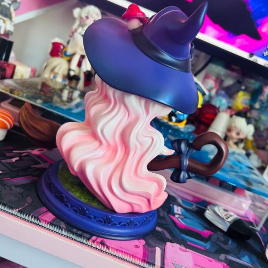 找老师改了个本人的同款粉发。太美了！！！