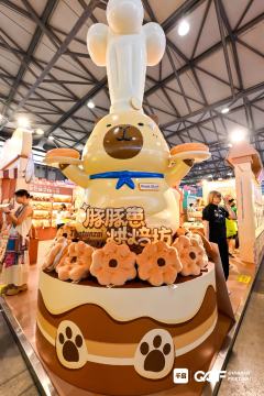 啊啊啊卡皮巴拉太可爱了吧
捏捏还有面包香🥖