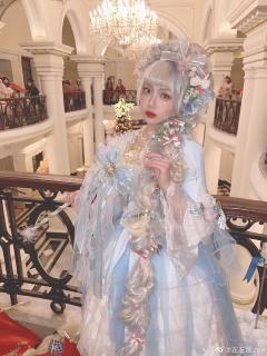 热爱甜款的水瓶座♒️lo娘～彩虹🌈屁一级选手 希望和大家一