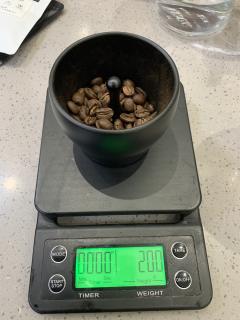 滤杯：V60
研磨度：EK43/10.5刻度
水温：90
重