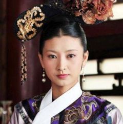 以下是一些沈眉庄的经典台词：

1. “宁可枝头抱香死，不曾