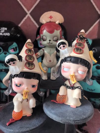 两只小鬼