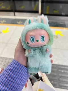 平静才是真正的黑马！！
绿色真的好白haha