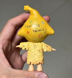 这是什么可爱星星人小野🌟！！！
一看到记忆碎片的头套就想到