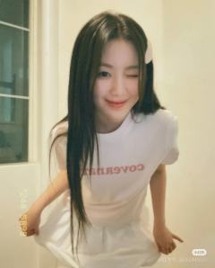 叶舒华绝美图片。有人是他的粉吗？