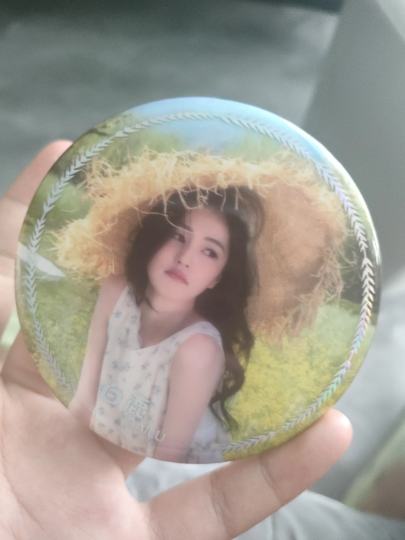 白鹿的吧唧值多少？