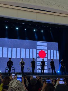 大世界戏剧派🤩无名档案馆
7️⃣位肌肉帅哥同台表演!轮