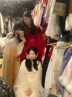 小春游最幸福的事就是拥有了如一这个姐姐!!
角色:春游
时