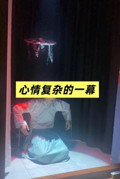 双生:作者你家后院是不是有一大片来自故乡的樱花啊
💩💩�
