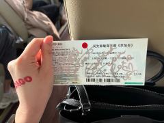 太快乐了!好久没看到这么棒的音乐剧了,不愧是百老汇经典。这部