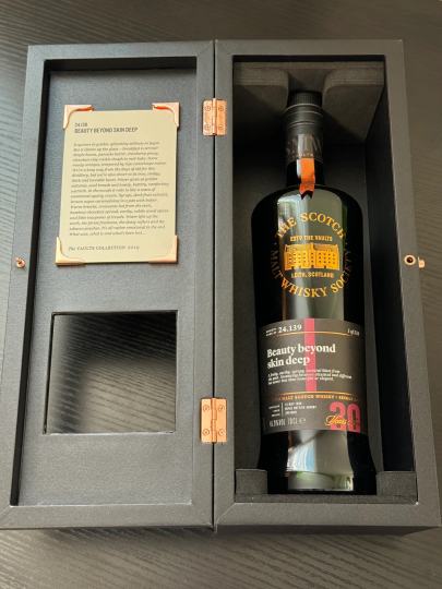 SMWS 24.139 麦卡伦30年1989-2019 雪莉桶，未经冷凝过滤 Whiskybase 91.35分 46.9度 700ml。

一款蒸馏于1989年的麦卡伦雪莉桶珍稀老酒，由苏威协会装瓶