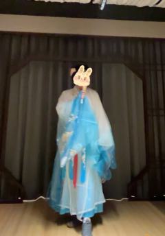 如故!爽!真恨上了🤭
(图2涉及剧透)
角色:梁以忱
时长