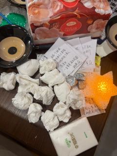 “你的心里明明有滔天的恨意,怎么能因为一个我,就原谅人间了呢