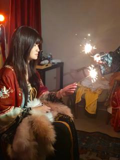 “依蒂尔,你是明珠,你是祥瑞。”
店铺:白日梦
卡司表:
