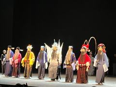 ⏱️时长：120分钟
🎪剧场：上海话剧艺术中心
🎞️剧情