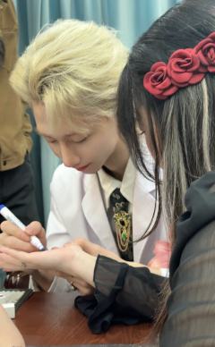【含剧透】
程聿怀的记忆其实从未苏醒,她只是通过信件知道