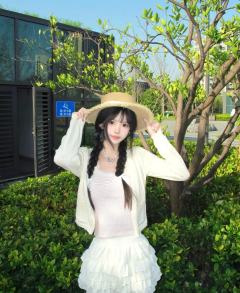 当春意降满时🌸₍ᐢ.ˬ.⑅ᐢ₎