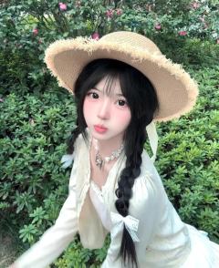 当春意降满时🌸₍ᐢ.ˬ.⑅ᐢ₎