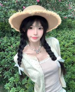当春意降满时🌸₍ᐢ.ˬ.⑅ᐢ₎