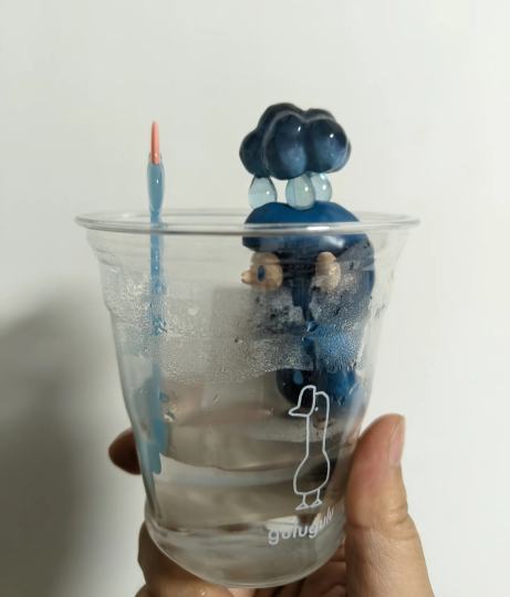 想把配件去掉泡了半天热水了脚底胶没开脑袋快蒸掉了