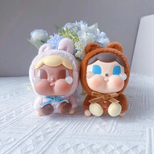 坐姿crybaby泰国限定，主要是49大洋一个 太美了