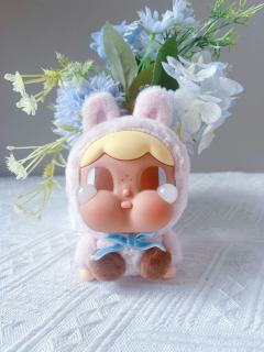 坐姿crybaby泰国限定，主要是49大洋一个 太美了
