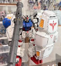 所罗门酸浆果GP02，做了笔涂旧化，塑料质感偏消光扎实，不用