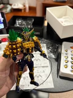 非常棒的一款铠甲，铠武真爱值得拥有，毕竟价格摆在那里。