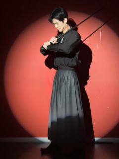 “山有扶苏,隰有荷华,桃之夭夭,其叶蓁蓁”
卡司↓
扶苏:高