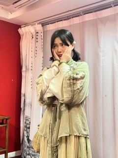 “山有扶苏,隰有荷华,桃之夭夭,其叶蓁蓁”
卡司↓
扶苏:高