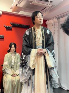 “山有扶苏,隰有荷华,桃之夭夭,其叶蓁蓁”
卡司↓
扶苏:高