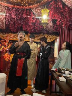 15小时，又破纪录了。说是接近10万字的巨大阅读量，其实应该