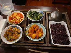 15小时，又破纪录了。说是接近10万字的巨大阅读量，其实应该