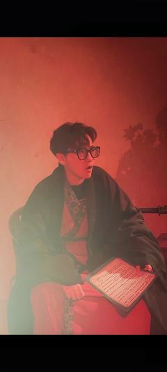 《如故》的精彩让我一度无言
我只能说我觉得自己很幸运
9分本