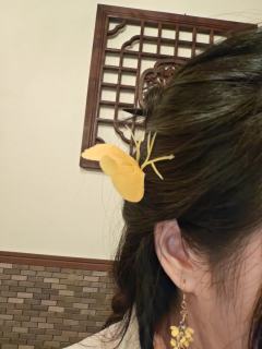寒门
我一直没抱那么大期待补课的,毕竟莫辞边位怨种都已经是公