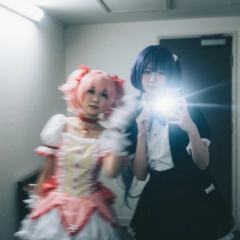 Coser照片 和朋友一起拍的 我小圆 她的我不知道

.
