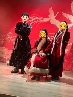 如果通向幸福的方式是千万次的哭泣，那眼泪我替你来流

大漠谣