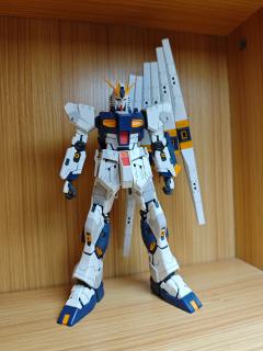 尽力补色了，技术有限，不然hws装甲实在太素了。背后浮游炮也