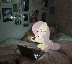 梦核XPony～（有亿点点恐怖(￣口￣)!!）