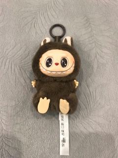 24年11月妹妹送的泡泡玛特盲盒，拆后嫌弃它太丑，也不知是不