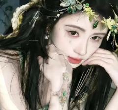 白鹿和鞠婧祎比美（白露输了换宋雨琦鞠婧祎输了换赵露思）