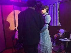 我只跟你相触过263次,也
未能真正的拥抱过你,但
You