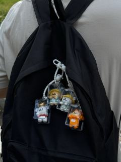 线条小狗趣趴趴背出门也太可爱了吧
玩乐主义线条小狗春日幼稚园