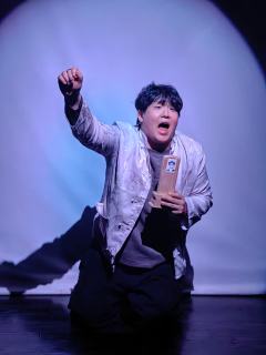 无限欢乐~上海独家剧本《九龙城寨·唐楼》杀青！
一起见证小人