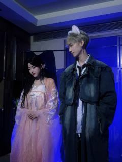 救命🆘我被绝美男狐狸勾引了！！
《碌碌无为的我与等候千年的