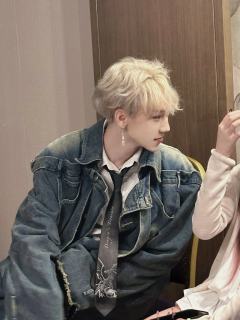 救命🆘我被绝美男狐狸勾引了！！
《碌碌无为的我与等候千年的