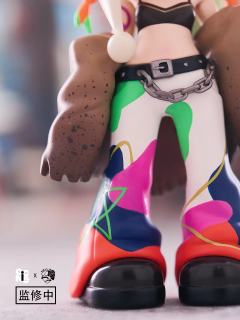 潮玩实拍 | 病娇少女3代·野性画手
新鲜出炉的镜头怼脸拍
