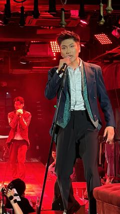 如果你想要一个HE，来看《阿波罗尼亚》
⏰演出时长：19:3