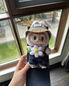 [hot]现货全新正品！泡泡玛特Labubu春天野在家

[