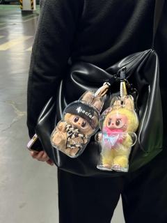 眼巴巴和小皇后这两个的品相在labubu里真的算优秀了